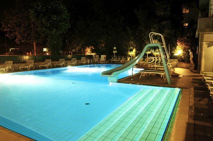 Hotel Giamaika Cesenatico Ngoại thất bức ảnh