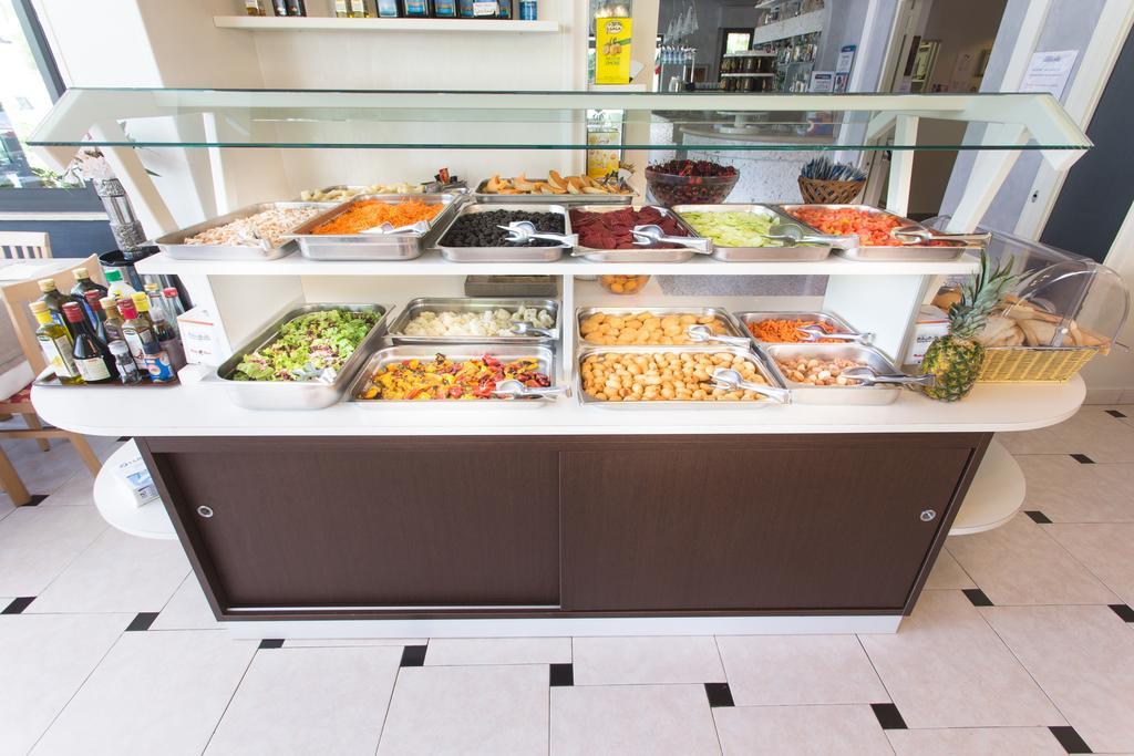 Hotel Giamaika Cesenatico Ngoại thất bức ảnh
