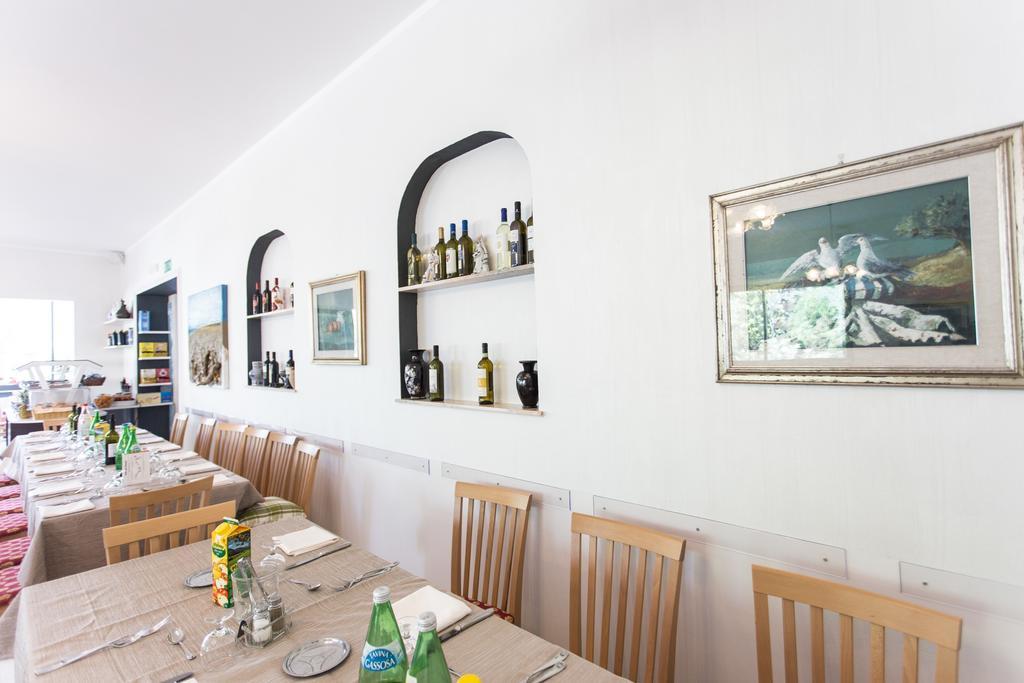 Hotel Giamaika Cesenatico Ngoại thất bức ảnh