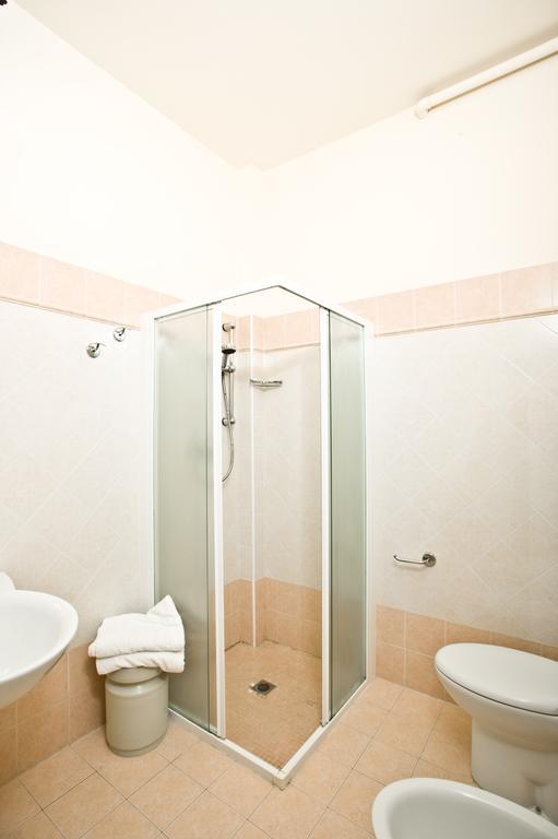 Hotel Giamaika Cesenatico Ngoại thất bức ảnh