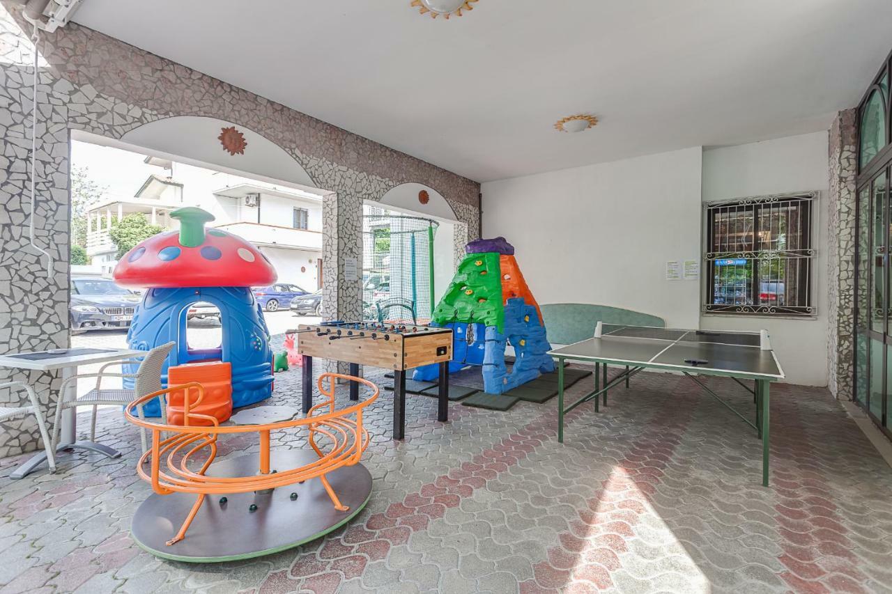 Hotel Giamaika Cesenatico Ngoại thất bức ảnh
